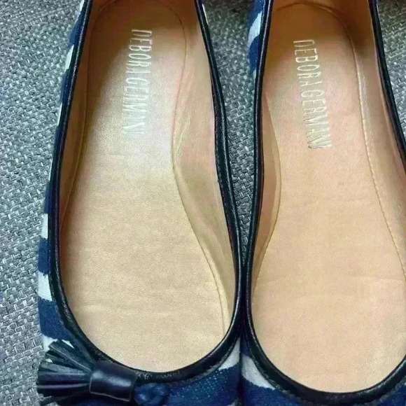 Debora Germani Navy and White Flats with Tassle Size 7 - Picture 4 of 5